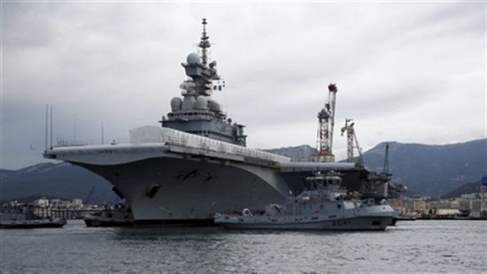 سفينتان فرنسيتان تبحران في بحر الصيني الجنوبي