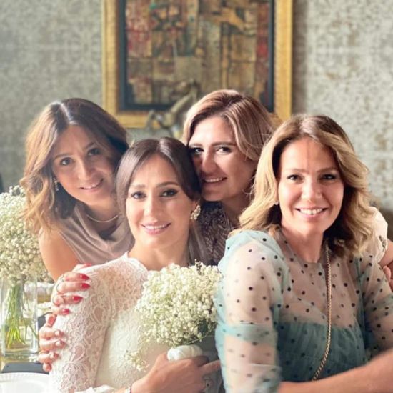 هنا شيحة تنشر صور عقد قران حلا ومعز مسعود