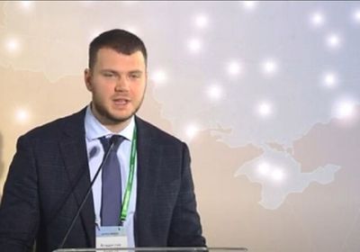  أوكرانيا تطالب حلف الناتو باستخدام الأجواء فوق جزيرة القرم في عملياته الجوية