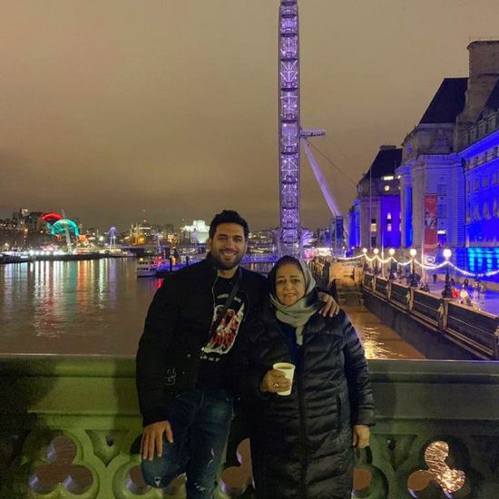 حسن الرداد يوجه رسالة حب لوالدته الراحلة