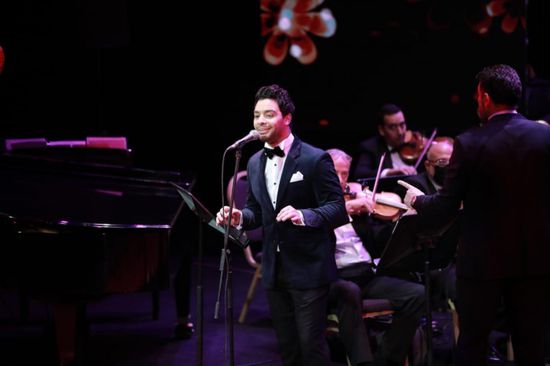 أحمد جمال يتألق بحفله في عيد الحب (صور)