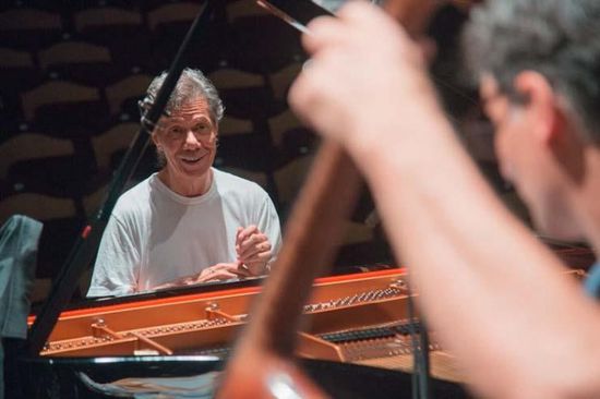 وفاة أسطورة الجاز تشيك كوريا