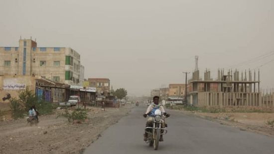 تجدد العدوان الحوثي على قرى حيس بالأسلحة الرشاشة