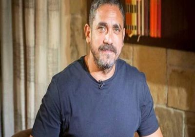 أمير كرارة يمازح أصدقائه في أحدث ظهور له (صور)