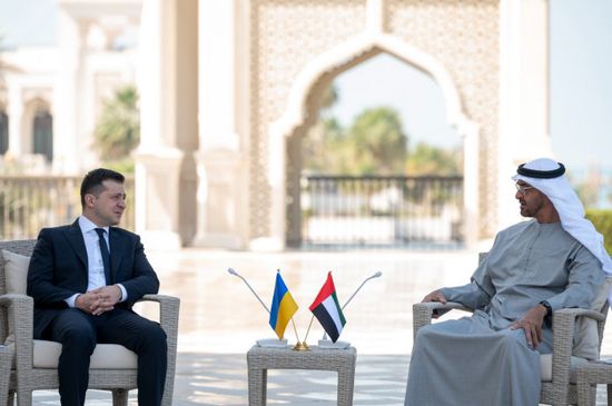 محمد بن زايد يلتقي الرئيس الأوكراني في أبوظبي (تفاصيل)