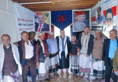 انتقالي لحج يقف على سير العمل بمراكزه المحلية