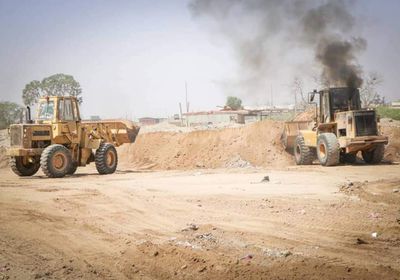 تواصل حملة إزالة العوائق من شوارع دار سعد