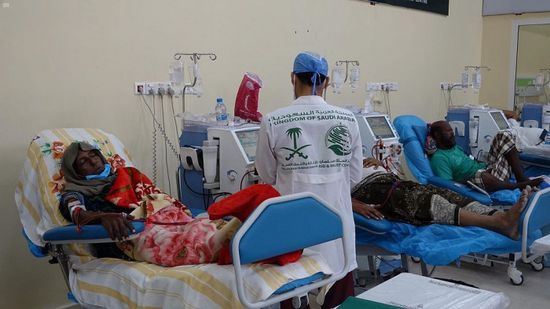 خدمات طبية سعودية لـ84 مريضًا بالمهرة