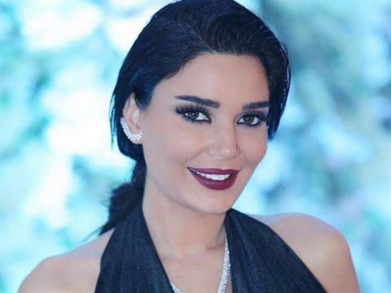 بمناسبة احتفالات عيد الحب.. سيرين عبدالنور توجه لجمهورها هذه النصيحة