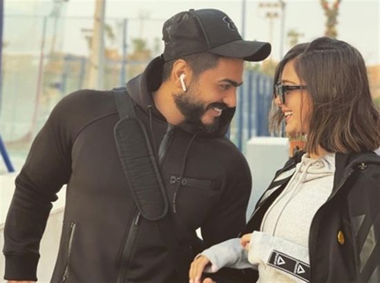 بسمة بوسيل تكشف عن هدية تامر حسني لها في عيد الحب (فيديو)