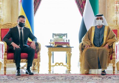 محمد بن راشد يستقبل الرئيس الأوكراني (تفاصيل)