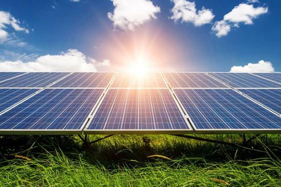  اتفاق خماسي لتطوير مشاريع خاصة بالطاقة الشمسية في الجزائر
