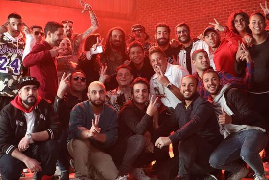 أحمد الفيشاوي ينشر صور كواليس كليب "نمبر 2"