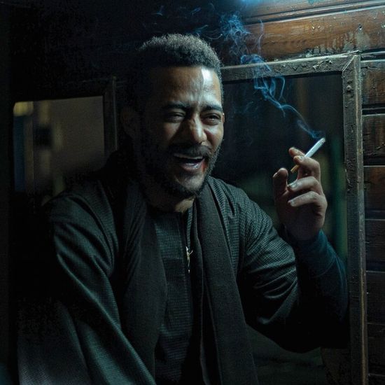 محمد رمضان ينشر صورة جديدة من كواليس "موسى"