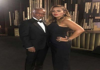 بكلمات مؤثرة.. مها الصغير تتذكر والدها الراحل