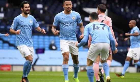 مانشستر سيتي يسعى للابتعاد بصدارة البريميرليج من بوابة إيفرتون
