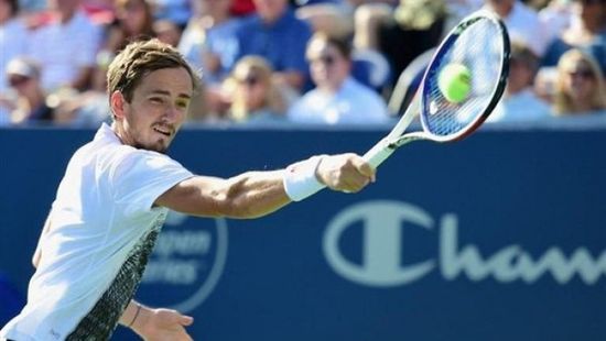 ميدفيديف يتأهل للمربع الذهبي ببطولة أستراليا المفتوحة