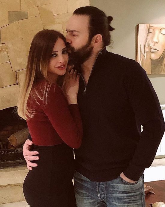 وفاء الكيلاني تحتفل بعيد ميلاد زوجها تيم حسن