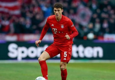 بايرن ميونخ يعلن إصابة بافارد بفيروس كورونا