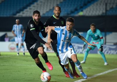 بعثة راسينج كلوب تصل القاهرة استعدادا لمواجهة بيراميدز