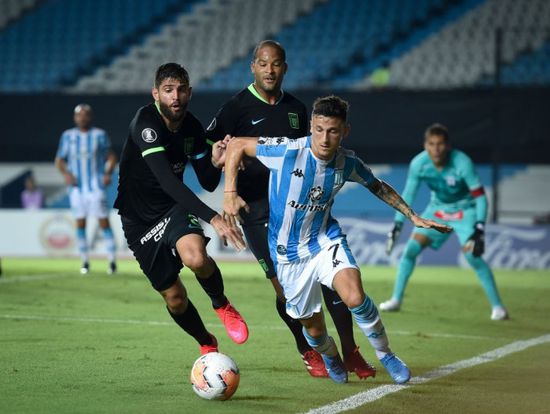 بعثة راسينج كلوب تصل القاهرة استعدادا لمواجهة بيراميدز