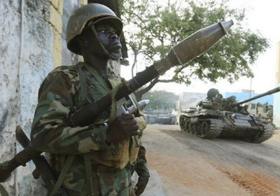 القوات الصومالية تصد هجومًا على قاعدة عسكرية بمقديشو