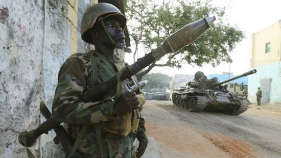 القوات الصومالية تصد هجومًا على قاعدة عسكرية بمقديشو