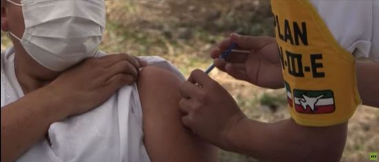 فنزويلا تبدأ تطعيم مواطنيها بلقاح "سبوتنيك V"