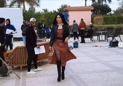 عبير صبري تبدأ تصوير فيلم "آل هارون" مع منذر رياحنة