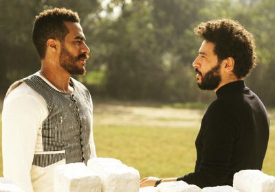 محمد رمضان بصحبة المخرج محمد سلامة في كواليس "موسى"