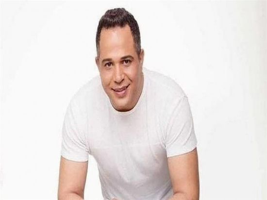 نجم "بـ 100 وش" يتعرض للنصب