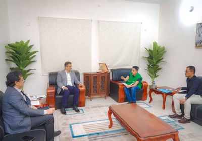 لملس يطلع على سير مشروعات "البرنامج السعودي" في عدن