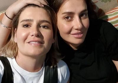 بصور من الطفولة.. هنا شيحة تحتفل بعيد ميلاد شقيقتها حلا