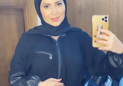 نسرين طافش بالحجاب في كواليس "المداح"