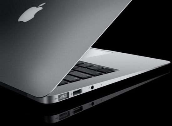 أبل تخطط لإطلاق جهازي كمبيوتر محمول "MacBook Pro"