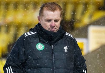 نيل لينون يستقيل من تدريب سلتيك