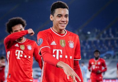 بعد الصراع مع إنجلترا.. الموهبة موسيالا يختار تمثيل المنتخب الألماني