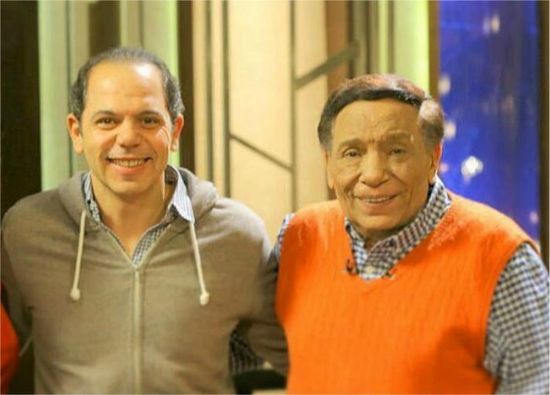 رامي إمام يكشف سر إصرار الزعيم عرض مسرحية "بودي جارد" يوم وفاة مصطفى متولي