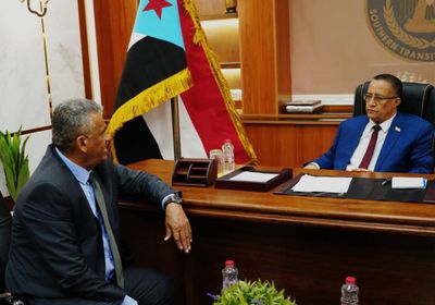 الخُبجي يطلع على الاحتياجات الإنسانية في أبين