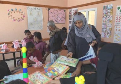 وجبات ومستلزمات تعليمية من "الانتقالي" لذوي الاحتياجات الخاصة بلحج