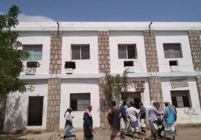 ابتزا طفلًا.. ضبط متهمين بالترويج للمخدرات في زنجبار