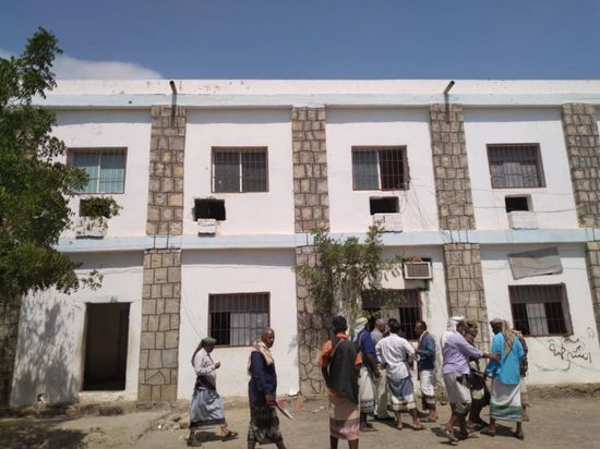 ابتزا طفلًا.. ضبط متهمين بالترويج للمخدرات في زنجبار