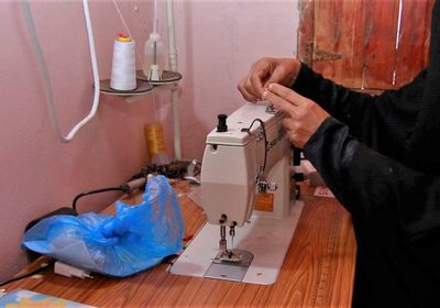 "الصليب الأحمر" تدعم 53 عائلة بمشاريع صغيرة في لحج