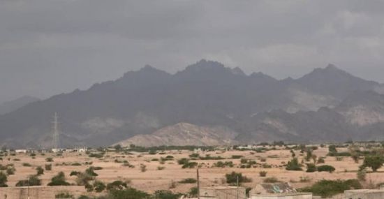 الحوثيون ينشرون 9 مُسيرات في سماء الحديدة
