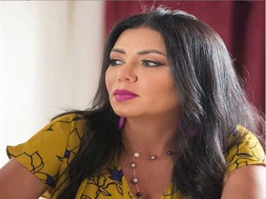 بالفيديو.. رانيا يوسف تستعيد ذكريات القفز بالمظلة
