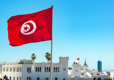 الصين تمد تونس بـ100 جرعة من لقاح كورونا