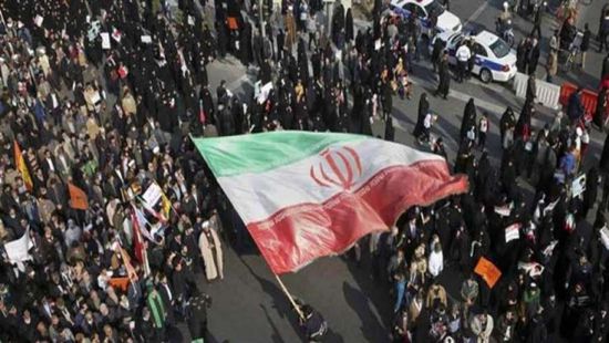 إيران.. متظاهرون يحرقون مبنى حكوميًا شرق البلاد