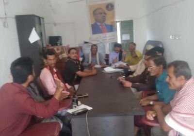 انتقالي حبيل جبر يبحث أزمات غياب الخدمات بالمديرية