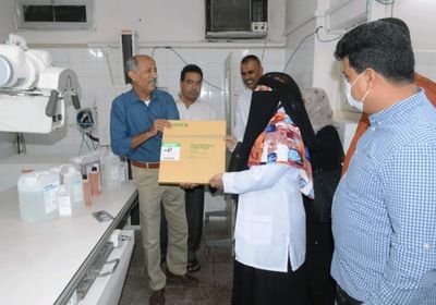 دعم مركزين صحيين في صيرة بأدوات طبية