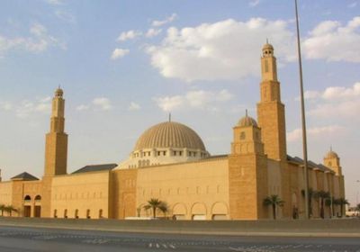  السعودية تُغلق 10 مساجد بعد ثبوت إصابة 12 مصليًا بكورونا